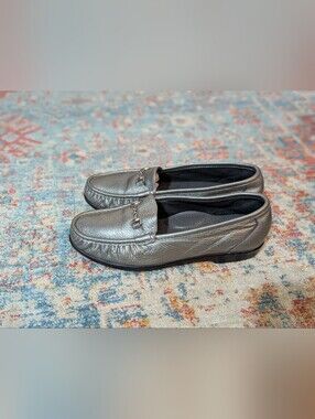 SAS Women's 8.5 M Metro Pewter Leather Tripad Comfort Loafer Shoes Metal Accent